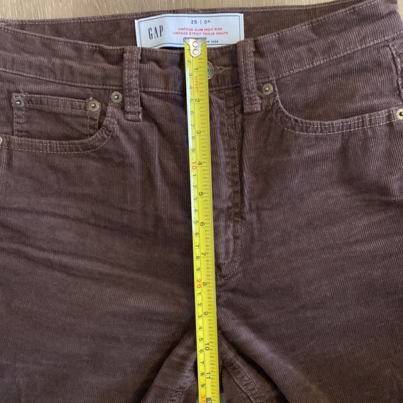 Gap Slim-fit Cropped High Rise Cords - Picture 5 of 10